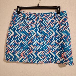 Slazenger button/zip front skorts. Size 10. Item 0814241SK